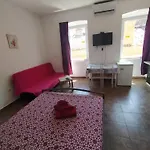 Lejlighed Dejan Apartments-top Centar-old Town-low Budget Pula