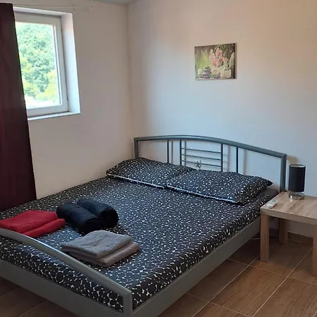 Dejan Apartments-top Centar-old Town-low Budget דירה