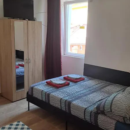 דירה Dejan Apartments-top Centar-old Town-low Budget *