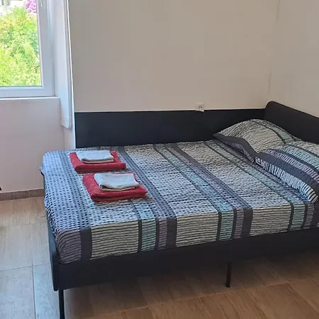 Dejan Apartments-top Centar-old Town-low Budget *