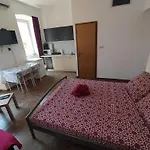 Dejan Apartments-top Centar-old Town-low Budget * Pula
