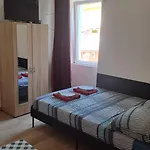 Apartment Dejan Apartments-top Centar-old Town-low Budget *