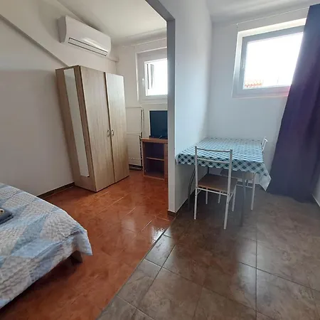 Dejan Apartments-top Centar-old Town-low Budget *