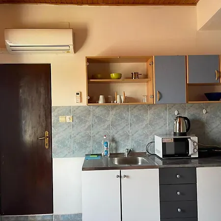 Dejan 2-top Centar-old Town Апартаменты