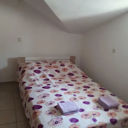 Апартаменты Dejan 2-top Centar-old Town Пула