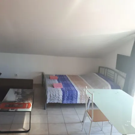Dejan 2-top Centar-old Town Апартаменты