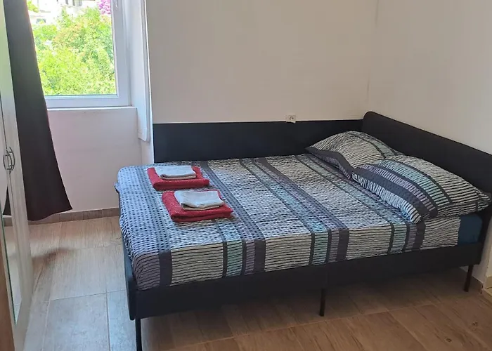 Dejan Apartments-top Centar-old Town-low Budget *