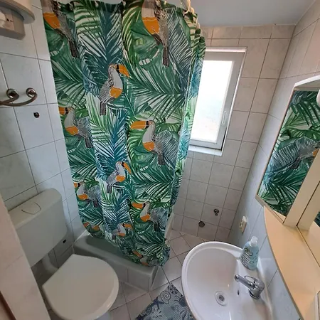Apartment Dejan Apartments-top Centar-old Town-low Budget *
