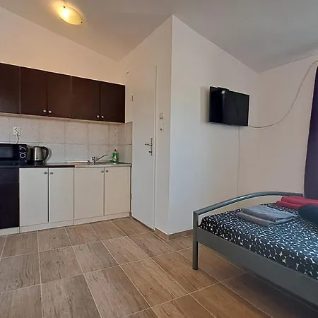 Apartment Dejan Apartments-top Centar-old Town-low Budget *