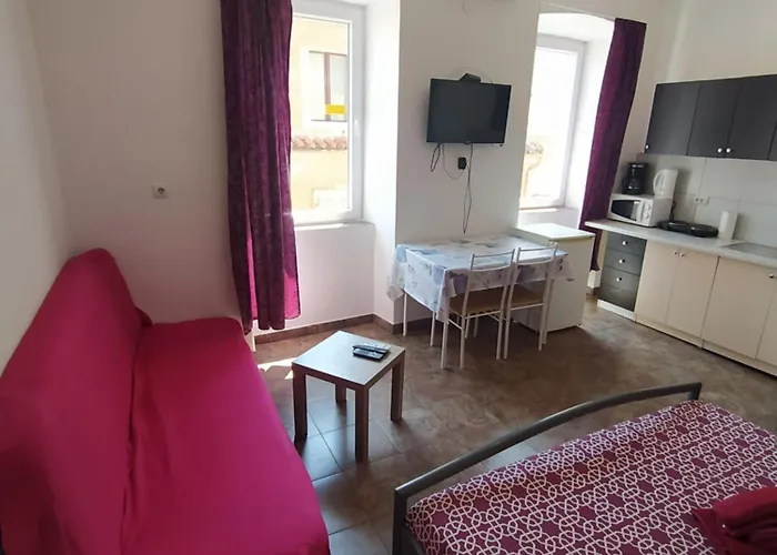 Lejlighed Dejan Apartments-top Centar-old Town-low Budget Pula